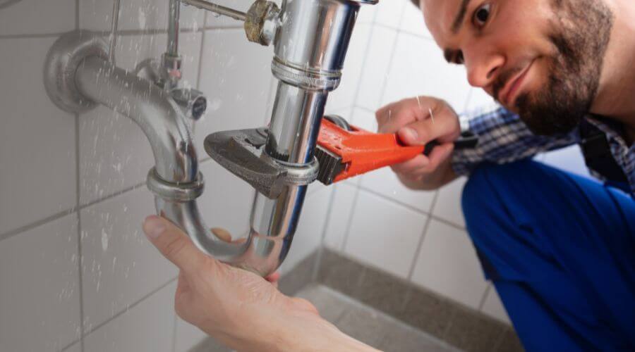 Expert burst pipe repair services in Parks, AZ